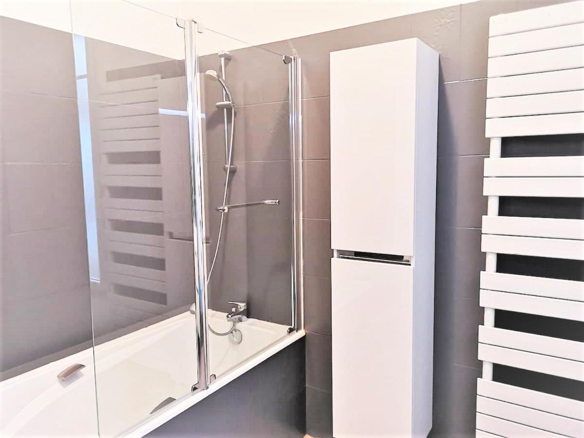 Greyhound - Grand Appartement Centre-Ville Суасон Экстерьер фото