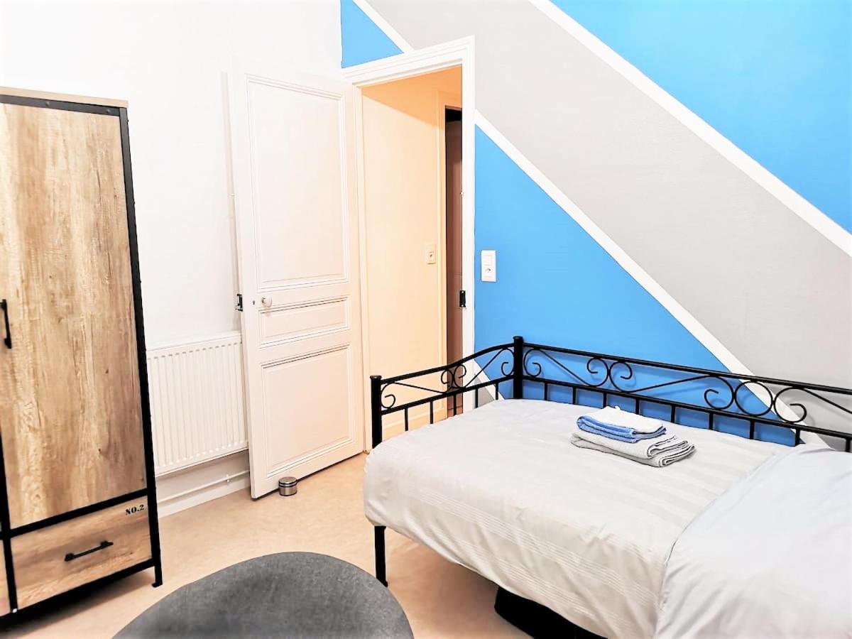 Greyhound - Grand Appartement Centre-Ville Суасон Экстерьер фото
